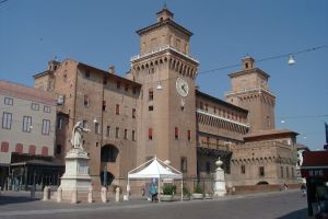 Image:Castello ferrara.jpg