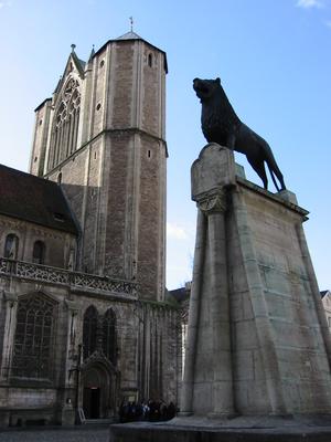 Brunswick Cathedral with lion statue.