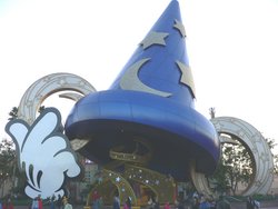 Mickey's Sorceror's Hat is the symbol of Disney-MGM Studios.