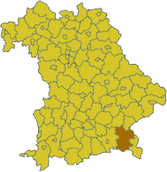 Map of Bavaria highlighting the district Traunstein