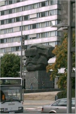  Monumental Bust of Karl Marx