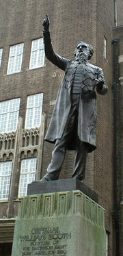 Statue of General William Booth in London