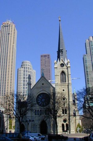 Holy Name Cathedral sits on the corner of North State Street at Superior in downtown Chicago.