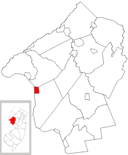 Frenchtown highlighted in Hunterdon County. Inset map: Hunterdon County highlighted in the State of New Jersey.