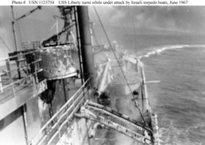 Liberty turns to evade Israeli torpedo boats.