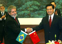  President  meeting with Hu Jintao in 's  on , 2004