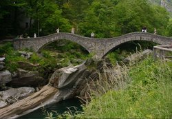 Stone bridge "Ponte dei Salti" at Lavertezzo (Ticino) near Locarno