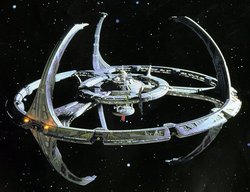 Space station Deep Space Nine (DS9)