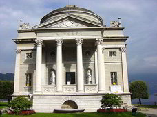 Tempio Voltiano, Como