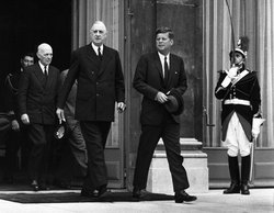 Meeting of de Gaulle and   at the presidential palace in Paris.