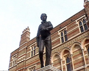 Statue of William Webb Ellis outside Rugby School
