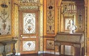 "" painted decor that hearkened back to 's stanze decorated Mme de Sérilly's Paris boudoir (, London)